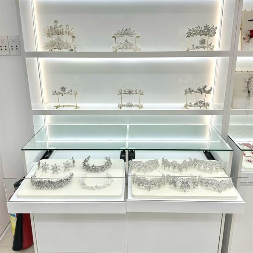 Đế Trưng Bày Trang Sức Cao Cấp Màu Trắng Ngà - Hình ảnh 3