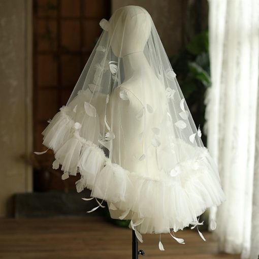 Voan Trùm Bèo Kết Lông Vũ, Kích Thước 135cm x 175cm, Voan Cài Tóc Cô Dâu Màu Trắng - Hình ảnh 3