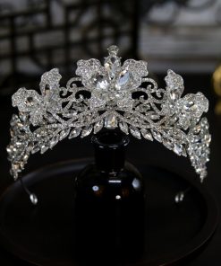 Vương Miện Bướm Đá Cao 6cm