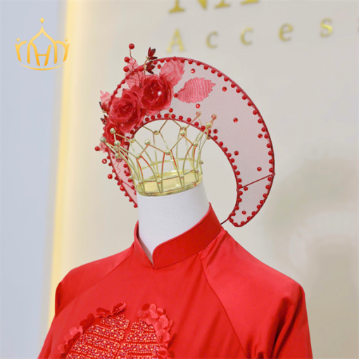 Mấn Khung Kim Loại Áo Dài Cô Dâu Màu Đỏ - Hình ảnh 3