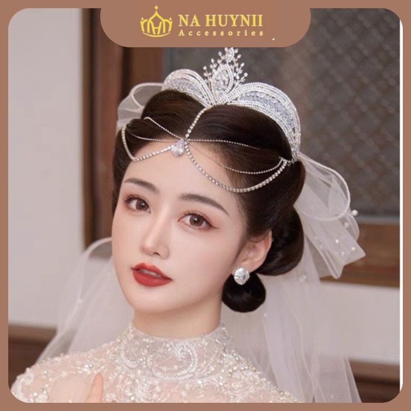 Vương miện và voan cưới, 2 phụ kiện cài tóc cô dâu thịnh hành