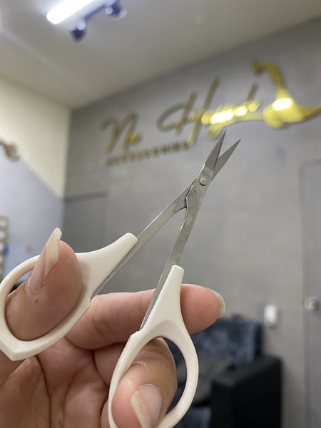 Kéo - Kéo Nhỏ Lưỡi Thẳng Màu Trắng - Hình ảnh 3