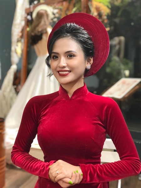 Khăn Đóng Áo Dài Cô Dâu - Đỏ Đô Nhung 20 Vòng - Hình ảnh 4