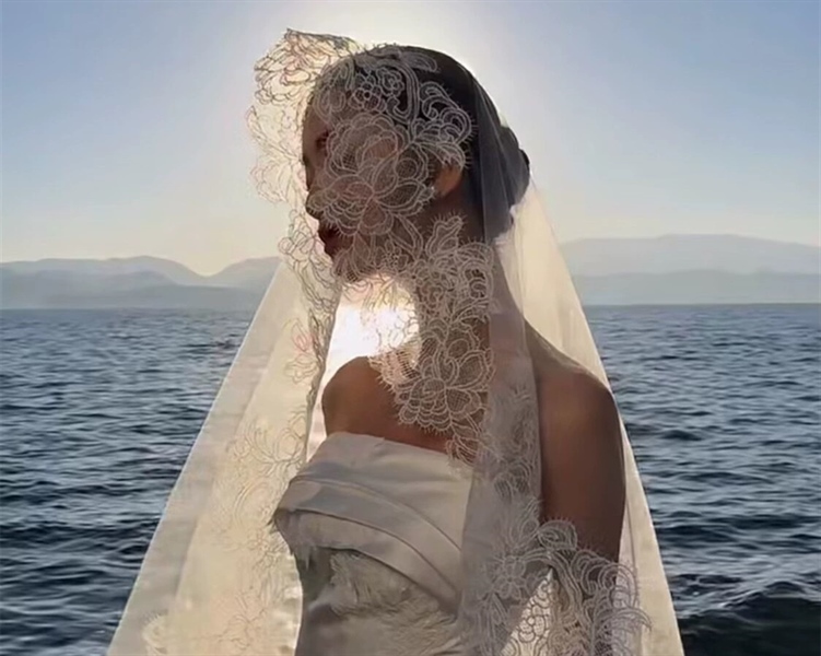 Voan Dài Viền Ren - 150cm180cm - Hình ảnh 2