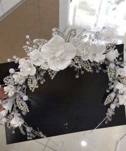 Băng Đô Cô Dâu Cài Hoa Nhẹ Nhàng, Bờm Hoa Cài Tóc - Hoa Trắng Mix Lá Đá Pha Lê