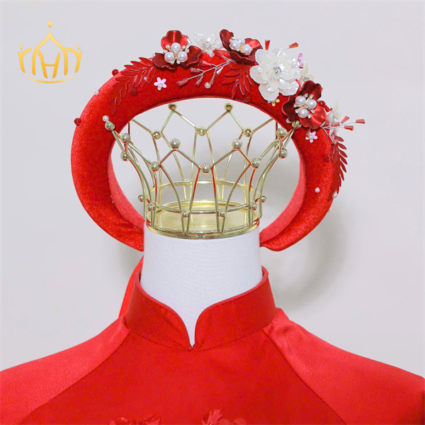 Mấn Vải Áo Dài Cô Dâu Màu Đỏ - Mấn Nhung Đỏ Tươi Đính Hoa Mai Trắng - Hình ảnh 2