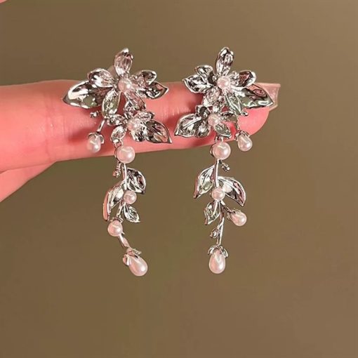 Bông Tai Đá, Bông Tai Cô Dâu, Bông Tai Concept, Phụ Kiện Cưới Cô Dâu - 23 - Hình ảnh 3