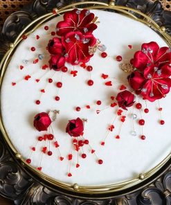 Set 2 Món Kẹp Hoa Mix Ngọc Trai Màu Đỏ, Nhụy Đá Xanh, Kèm Bông Tai -