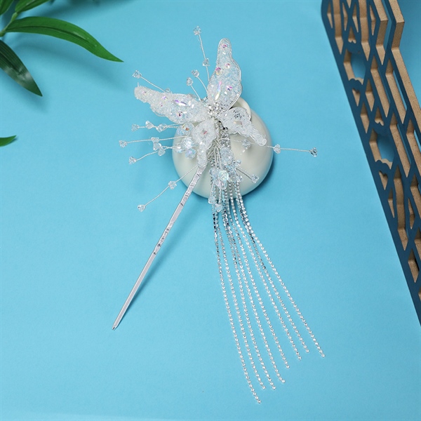 Trâm Hồ Điệp Phale Trắng Tua Rua Đá -