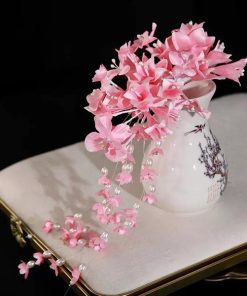 Cài Hoa Nhí Tua Rua - Hồng