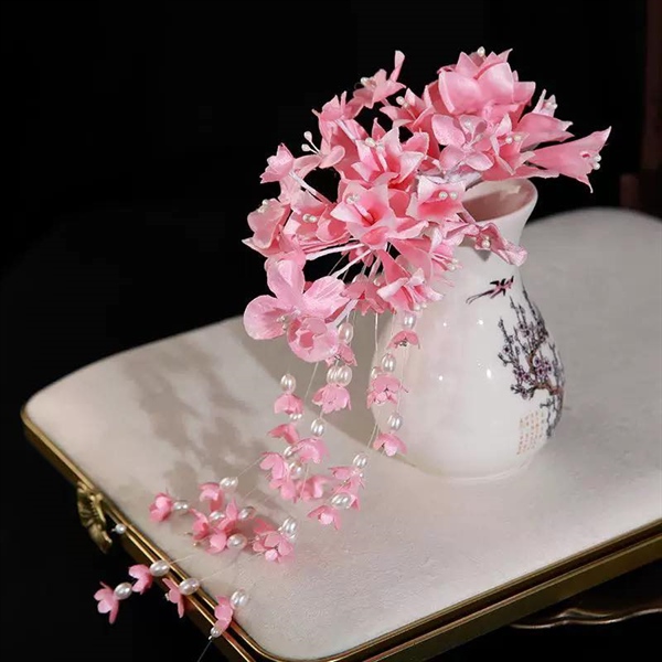 Cài Hoa Nhí Tua Rua - Hồng