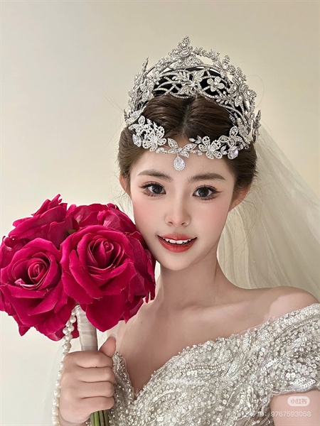 Băng Đô Đá Phụ Kiện Cài Tóc Cô Dâu - Hoa Đá Mix Hồ Điệp - Hình ảnh 5