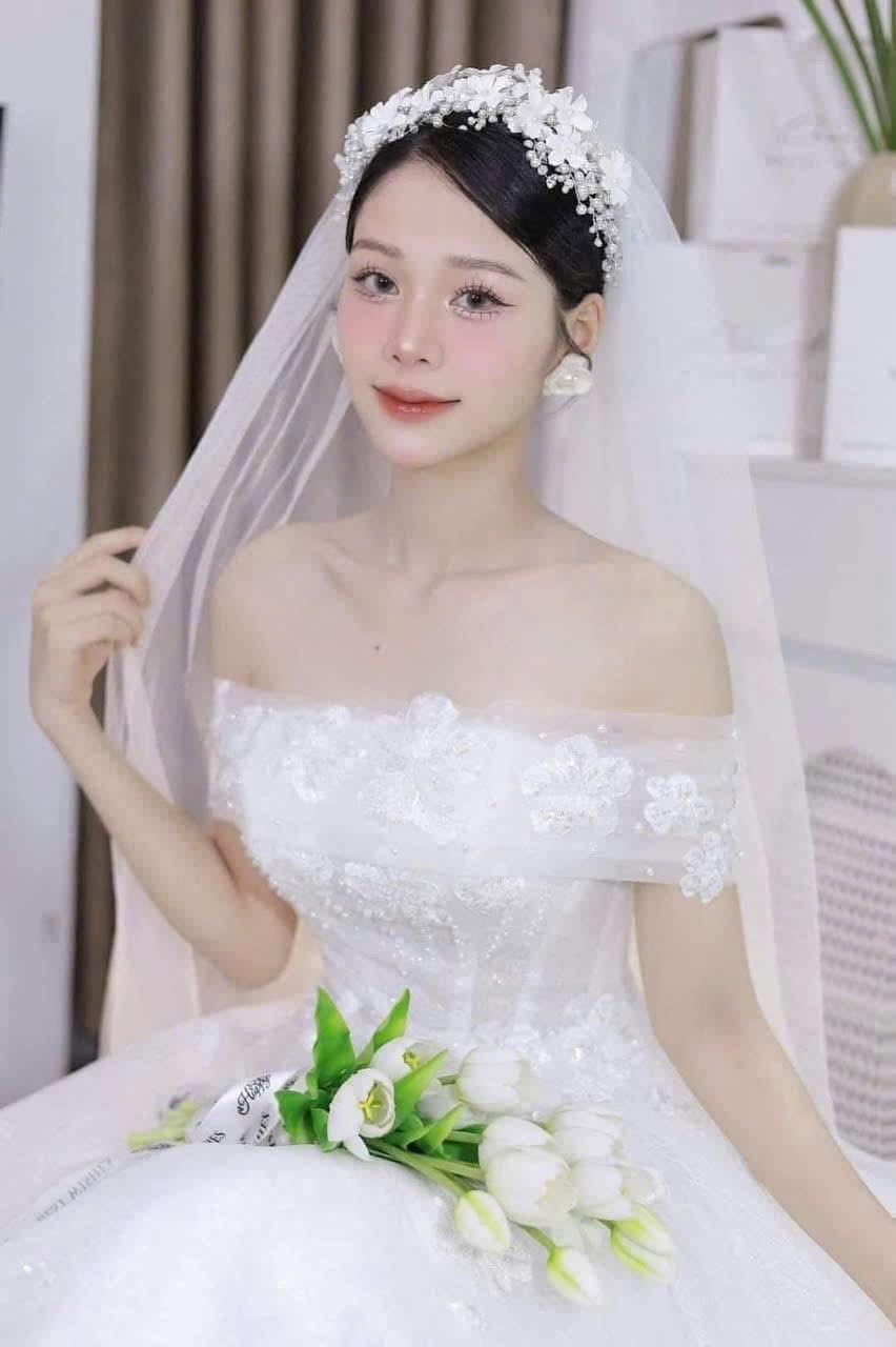 Băng Đô Cô Dâu Cài Hoa Nhẹ Nhàng, Bờm Hoa Cài Tóc - Hoa Đất Mix Ngọc Trai - Hình ảnh 2