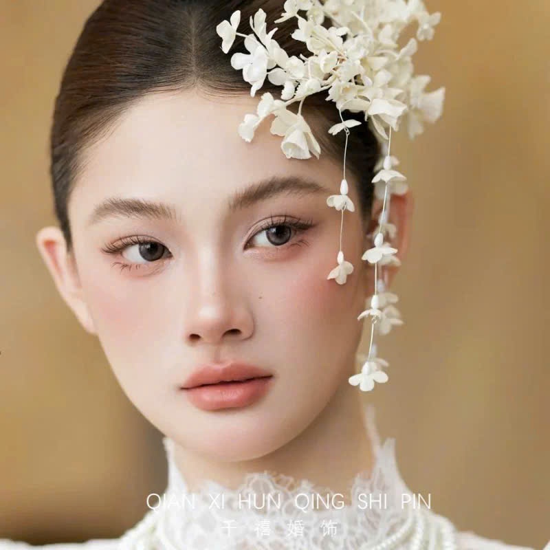 Cài Hoa Nhí Tua Rua - Trắng Kem - Hình ảnh 2