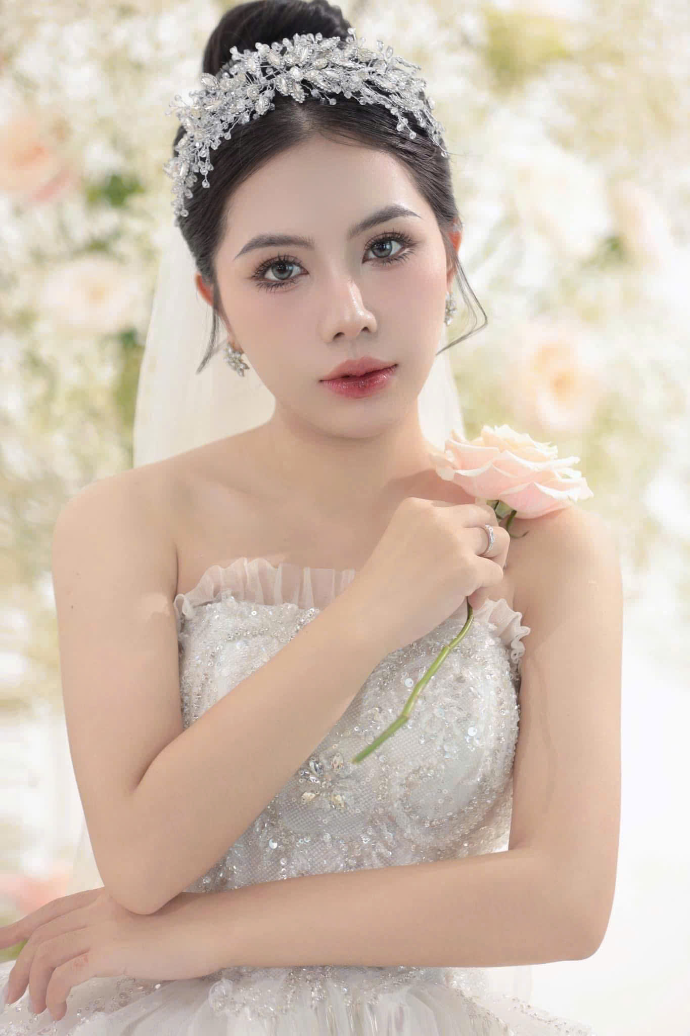 Băng Đô Cô Dâu Cài Hoa Nhẹ Nhàng, Bờm Hoa Cài Tóc - Đá Tròn Mix Phale - Hình ảnh 3