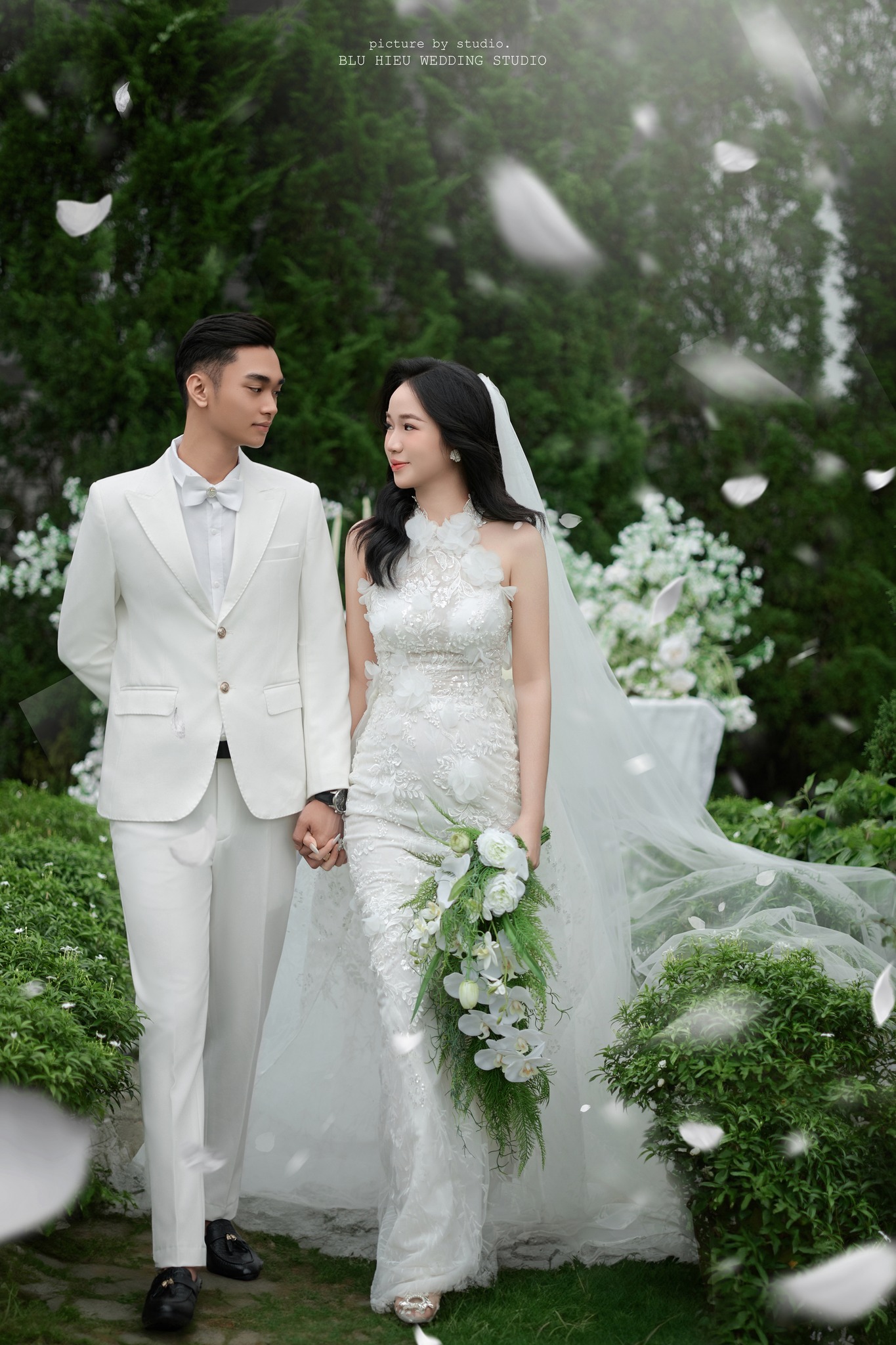 Hoa Cầm Tay Cô Dâu Phụ KIện Chụp Hình Phụ Kiện Cưới - 8 - Hình ảnh 2