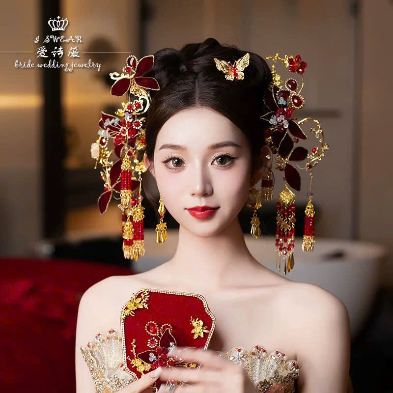 Quạt Cầm Tay Đỏ Đính Hoa Đá - Hình ảnh 2