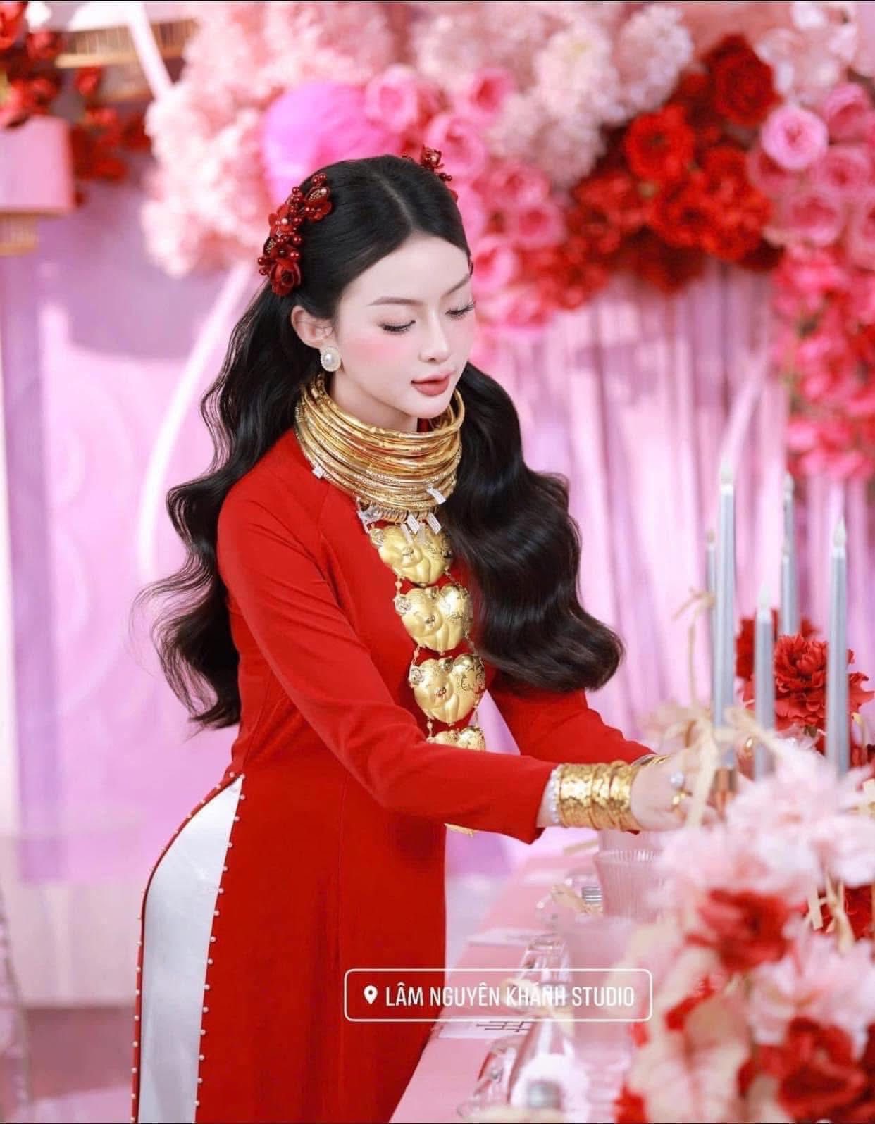 Set 3 Món Kẹp Hoa Kèm Bông Tai - Đỏ - Hình ảnh 13