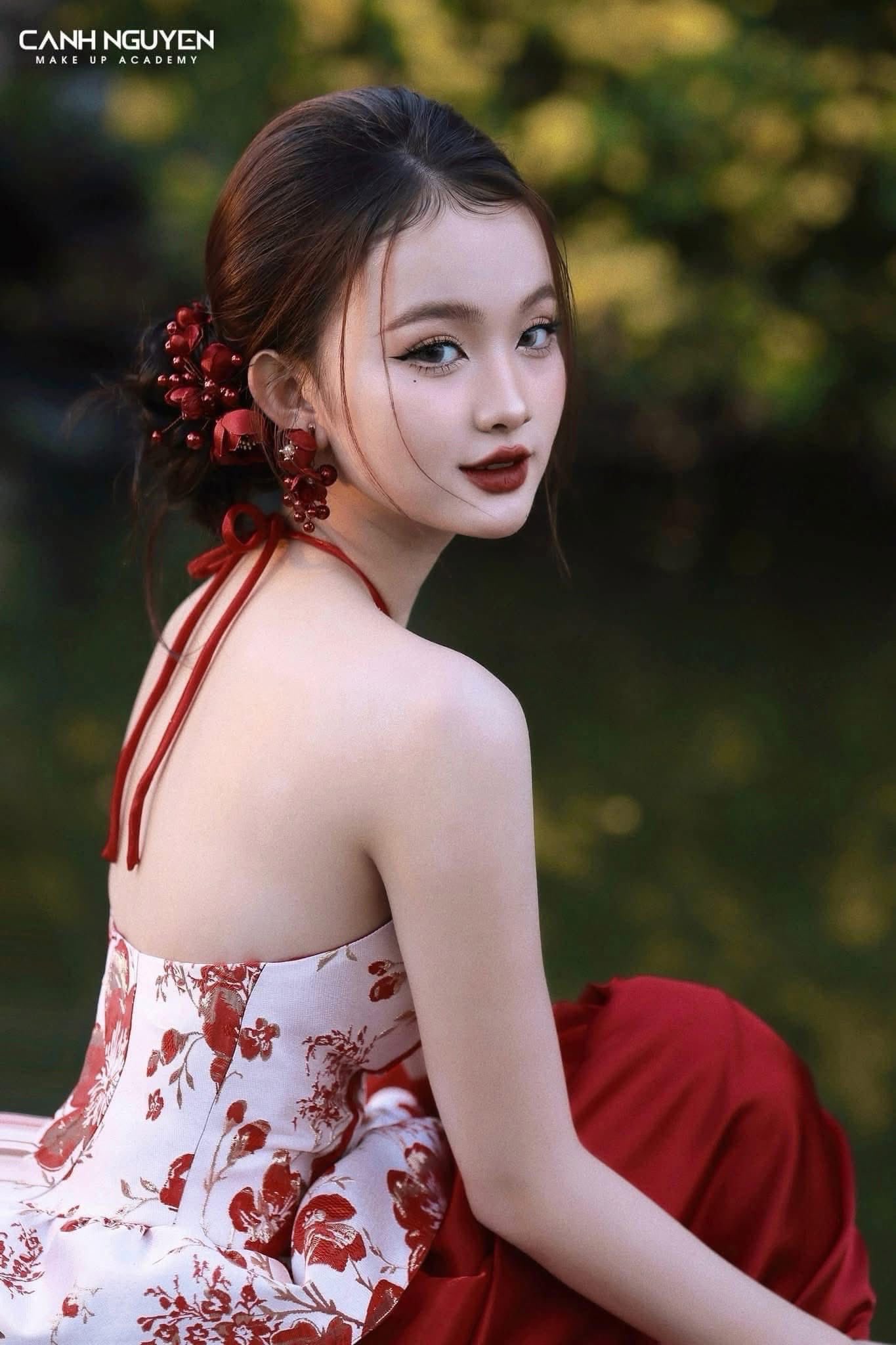 Set 3 Món Kẹp Hoa Kèm Bông Tai - Đỏ - Hình ảnh 18