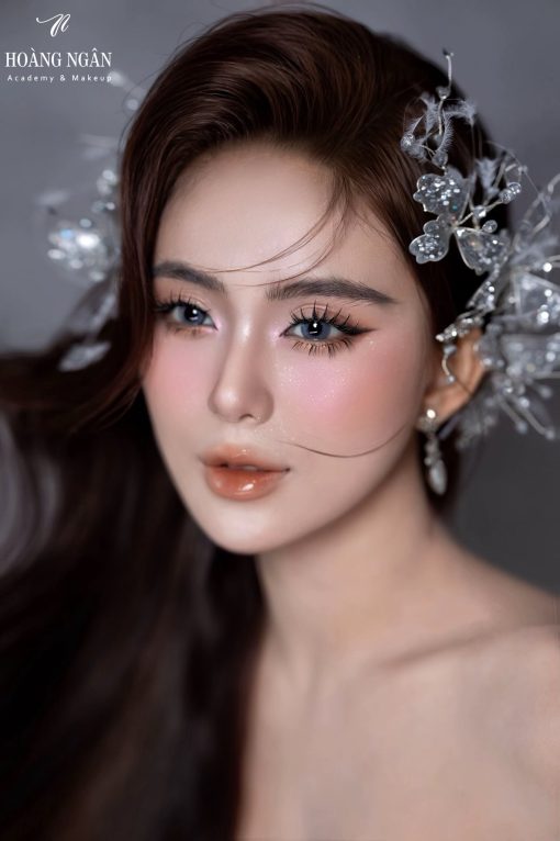 Set Ốp Đá Phale - Hoa 3 Cánh Phale Đính Đá Mix Lông Vũ - Hình ảnh 4