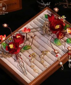 Set Trâm Hoa Đỏ Mix Lá Phale Kèm Bông Tai -