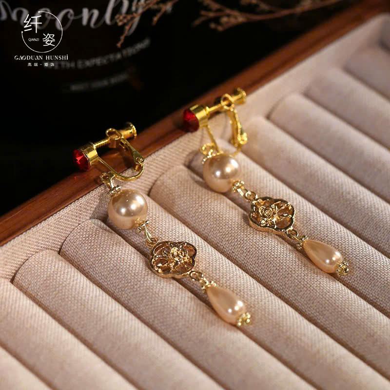 Set Trâm Hoa Đỏ Mix Lá Phale Kèm Bông Tai - - Hình ảnh 8