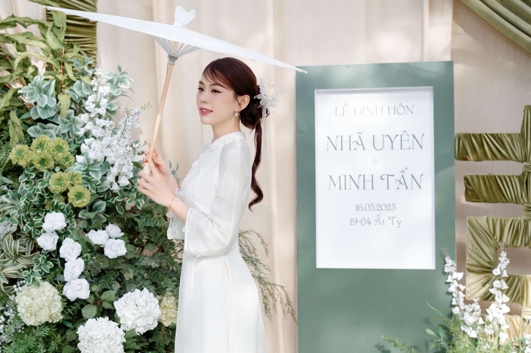 Trâm Hồ Điệp Phale Trắng Tua Rua Đá - - Hình ảnh 6