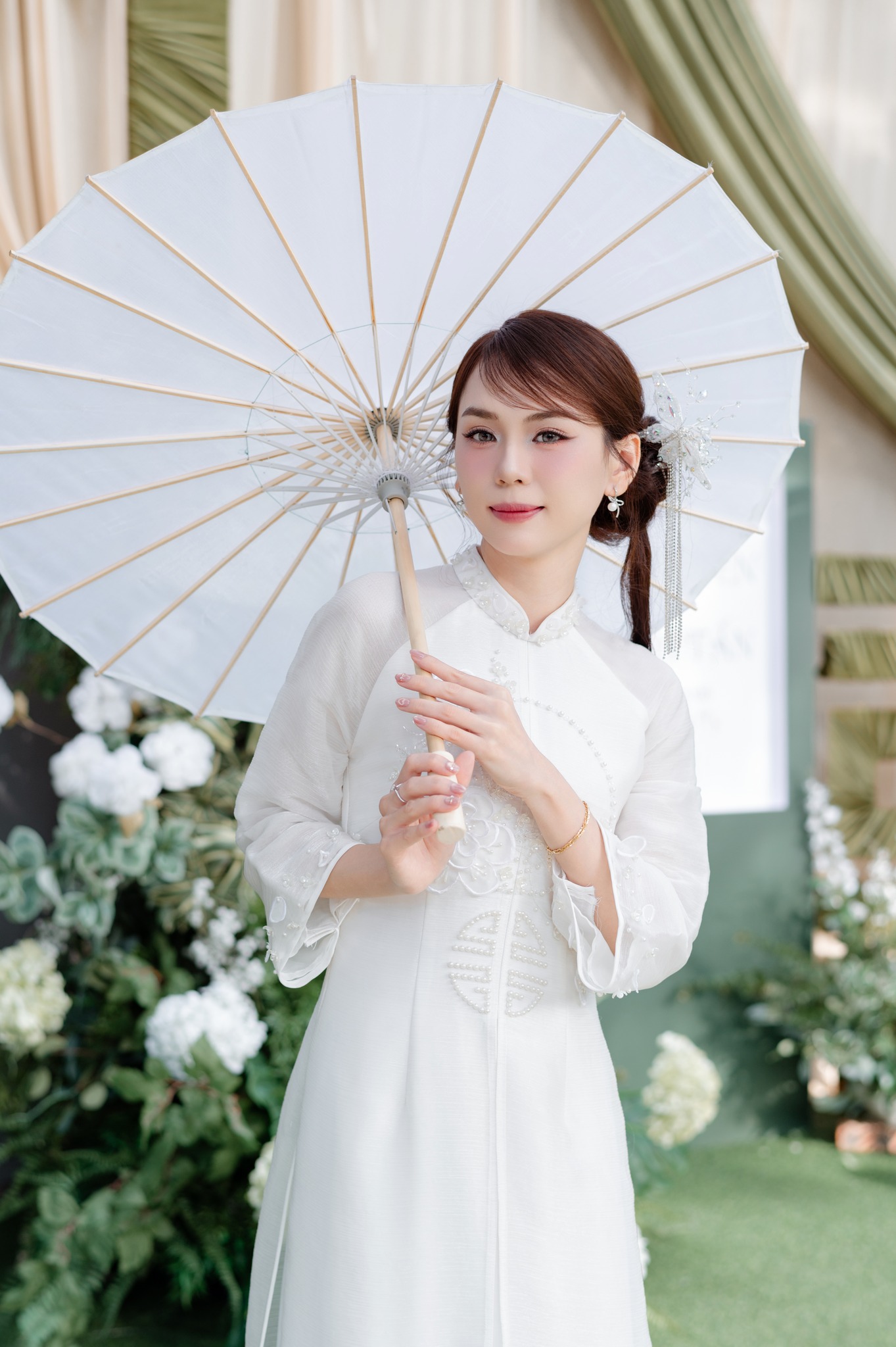 Trâm Hồ Điệp Phale Trắng Tua Rua Đá - - Hình ảnh 9