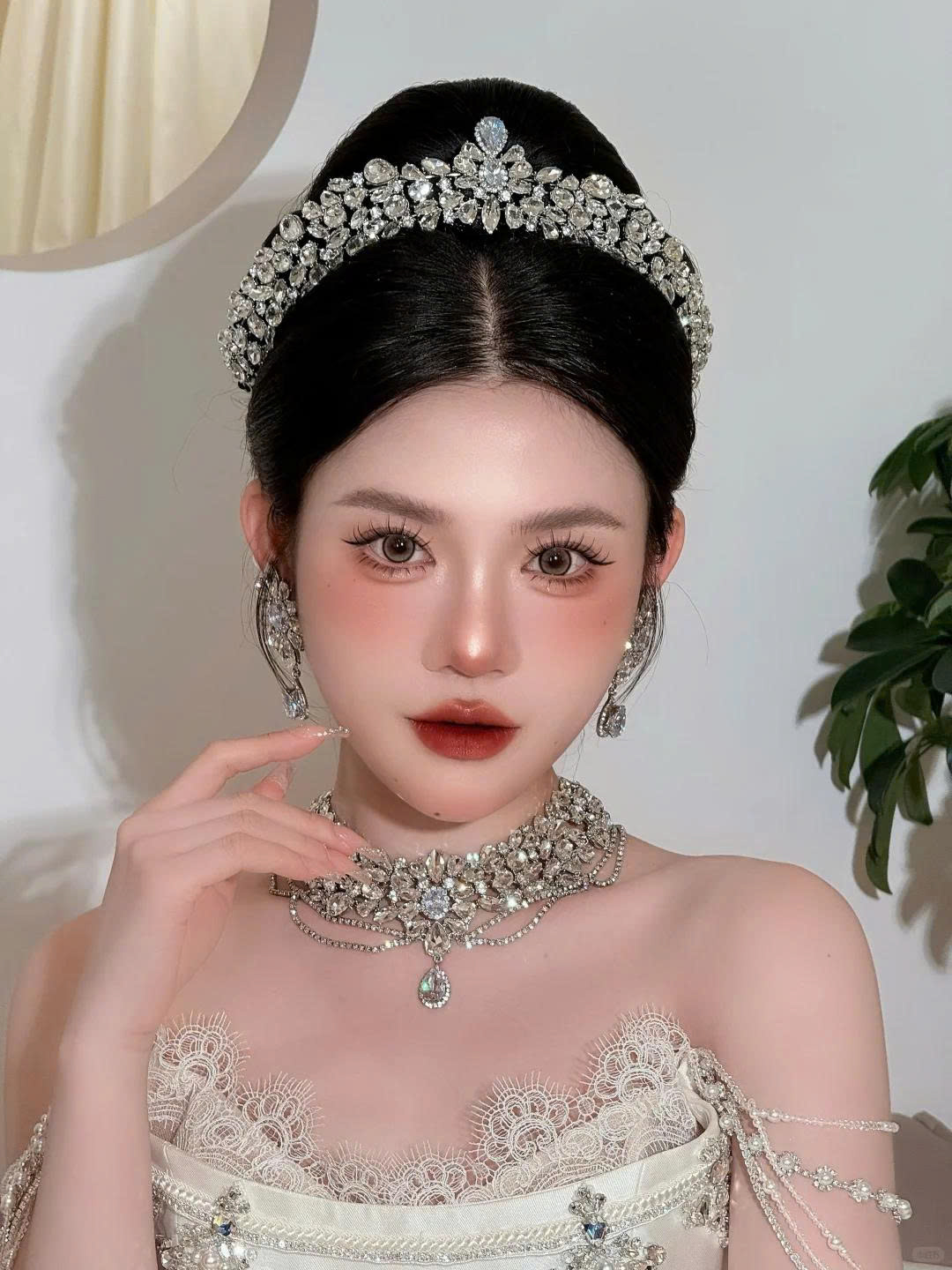 Vương Miện Đá Thấp - Hình ảnh 4