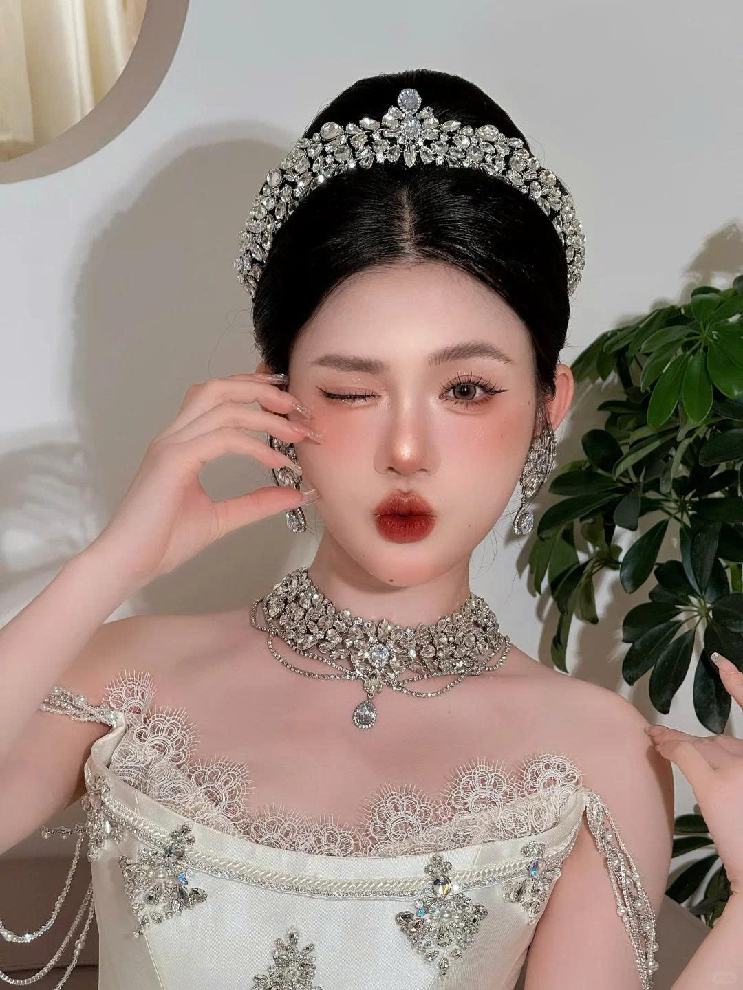 Vương Miện Đá Thấp - Hình ảnh 5