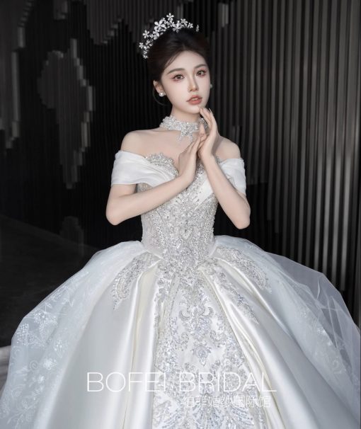 Vương Miện Hoa Đá Kèm Bông Tai Hoa - Hình ảnh 13