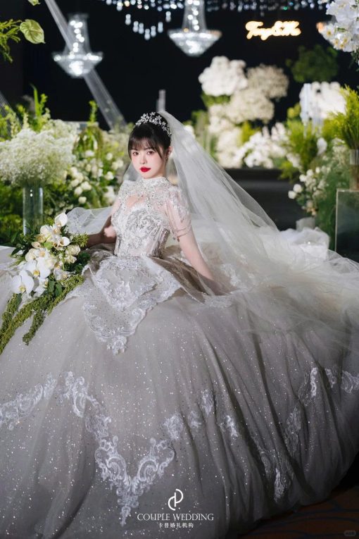 Vương Miện Hoa Đá Kèm Bông Tai Hoa - Hình ảnh 6