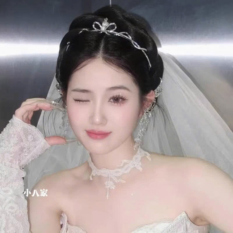 Vương Miện Nơ Thấp - Nơ Đính Đá Zircon Và Ngọc Trai Kèm Bông Tai - Hình ảnh 4