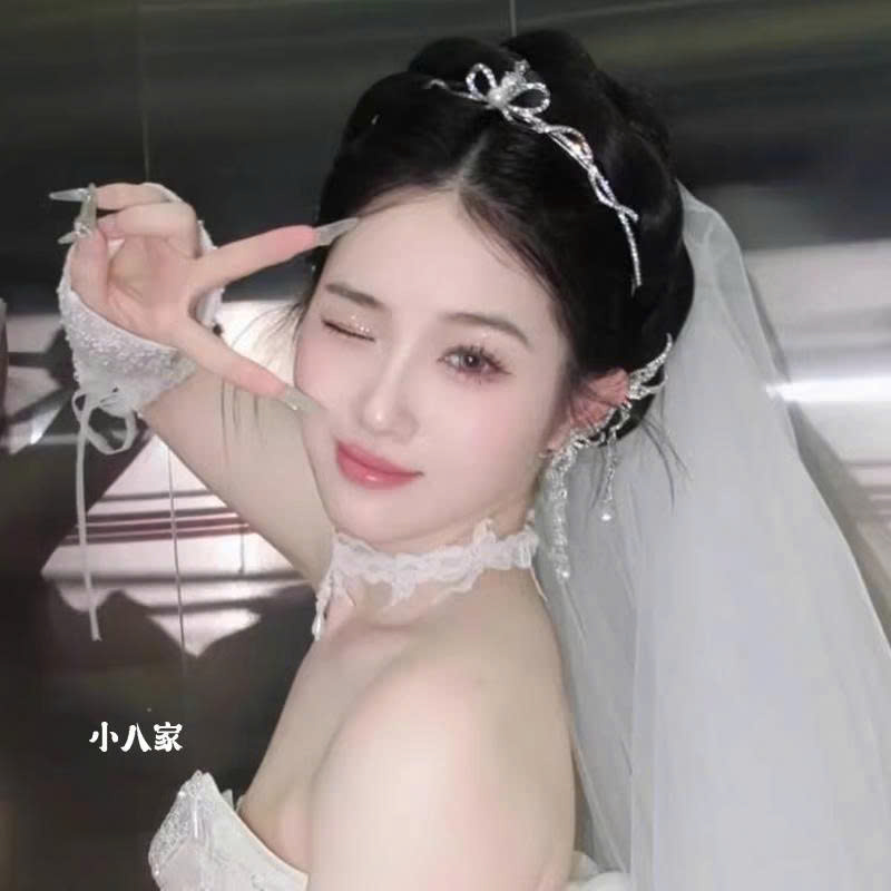 Vương Miện Nơ Thấp - Nơ Đính Đá Zircon Và Ngọc Trai Kèm Bông Tai - Hình ảnh 5