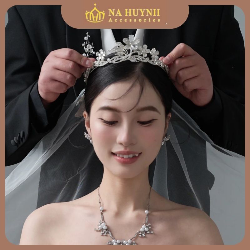 Mua vương miện cô dâu chất lượng, đa dạng, tư vấn tận tình tại Na Huỳnh Accessories