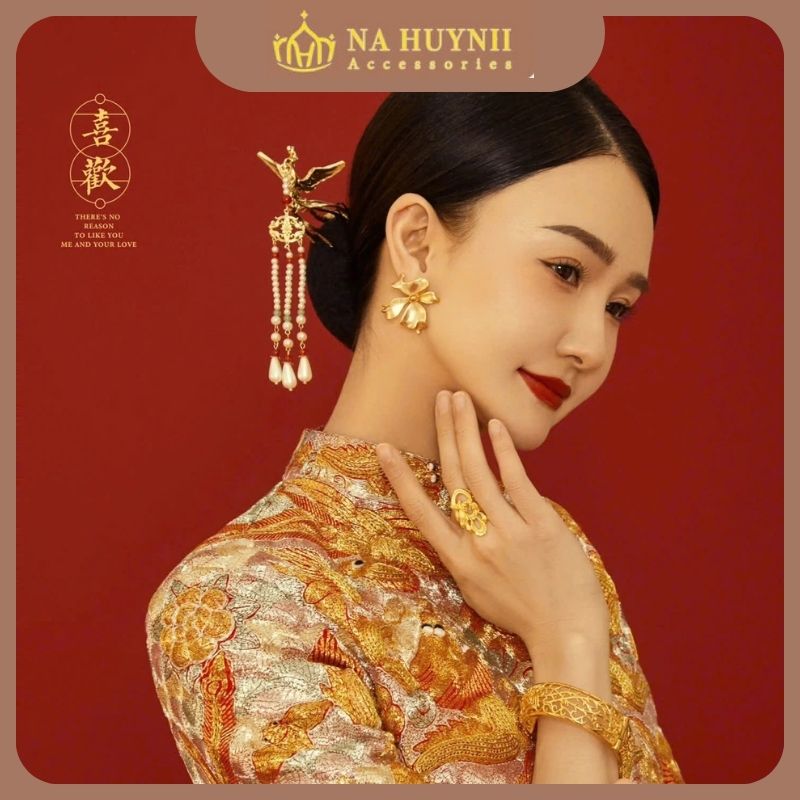 Trâm cài tóc cô dâu mang nét kiêu sa, thanh lịch