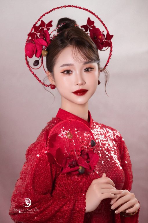 Quạt Cầm Tay Cô Dâu Lan Hồ Điệp Phối Chữ Hỉ - Hình ảnh 3
