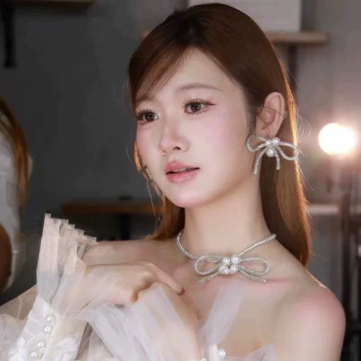 Set Choker Và Bông Tai Nơ Dây Đá Đính Ngọc Trai - Hình ảnh 4