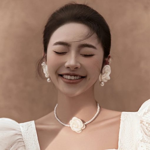 Choker Ngọc Trai Đính Hoa Trà - 1 Dây Ngọc Trai - Hình ảnh 5