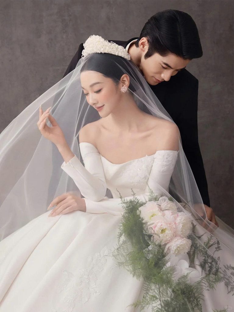 Vuong-Mien-Hoa-Linh-Lan_O1CN01G2FnJQ1oqSgIuROyK_2207921115276-0-cib