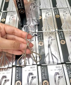 Dụng Cụ Bấm Mi Góc OUMI